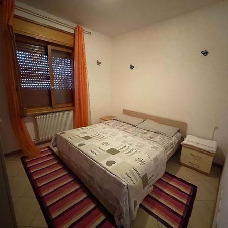Palazzina Rosa Apartment สปอร์มัคจิโอเร ภายนอก รูปภาพ