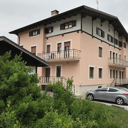 Palazzina Rosa Apartment สปอร์มัคจิโอเร ภายนอก รูปภาพ