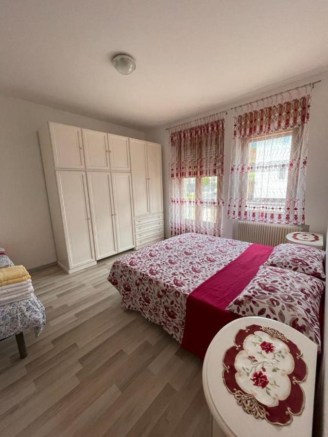 Palazzina Rosa Apartment สปอร์มัคจิโอเร ภายนอก รูปภาพ