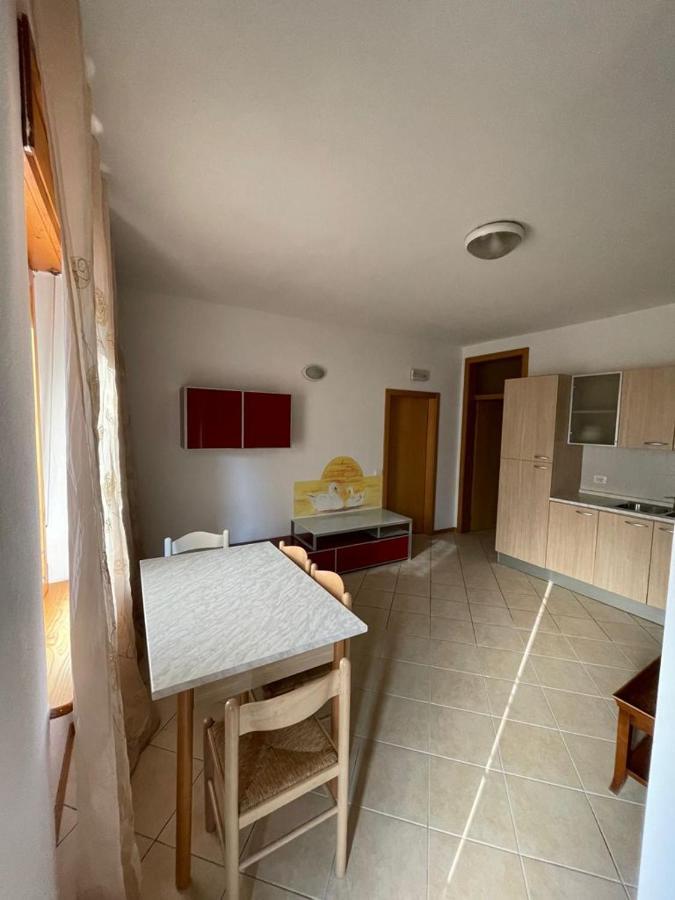 Palazzina Rosa Apartment สปอร์มัคจิโอเร ภายนอก รูปภาพ