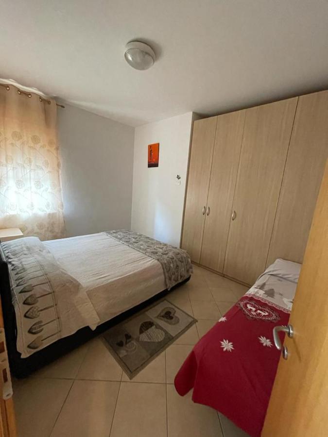Palazzina Rosa Apartment สปอร์มัคจิโอเร ภายนอก รูปภาพ