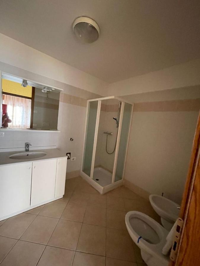 Palazzina Rosa Apartment สปอร์มัคจิโอเร ภายนอก รูปภาพ