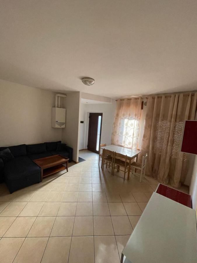 Palazzina Rosa Apartment สปอร์มัคจิโอเร ภายนอก รูปภาพ