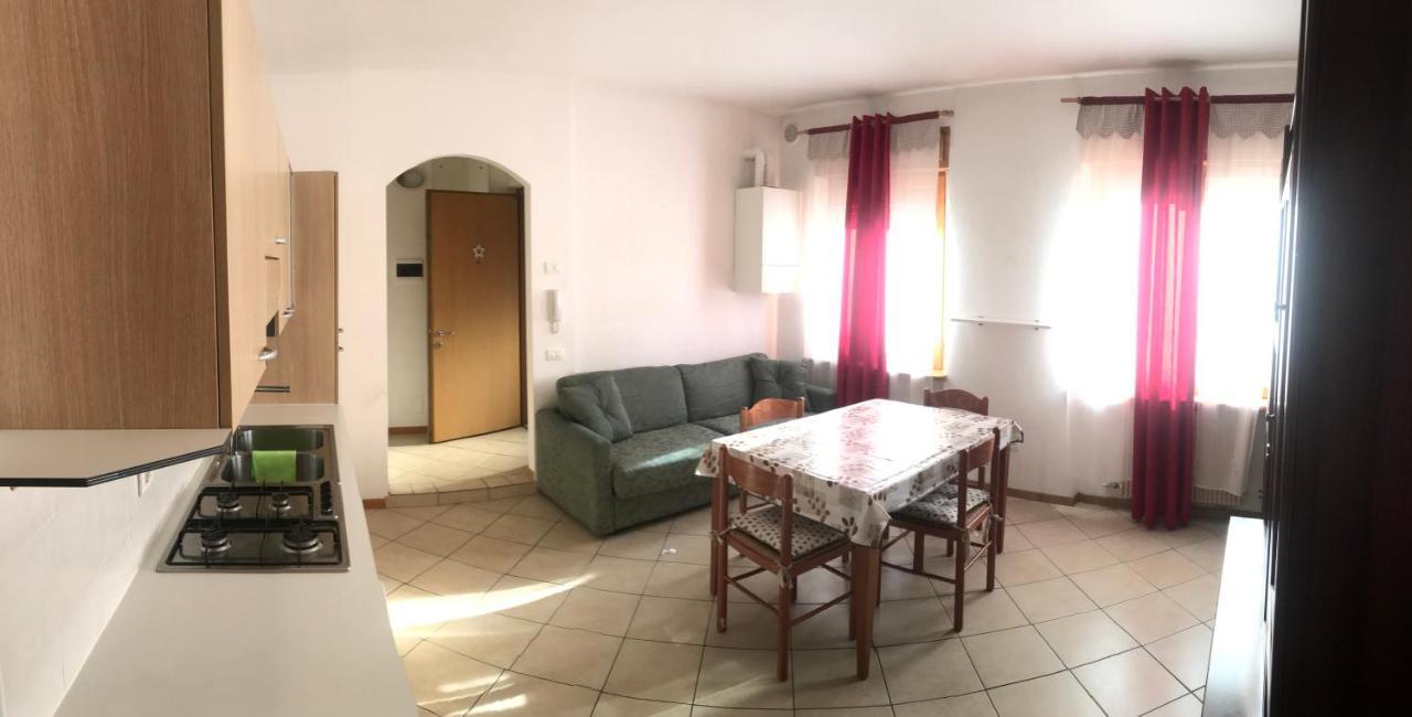 Palazzina Rosa Apartment สปอร์มัคจิโอเร ภายนอก รูปภาพ