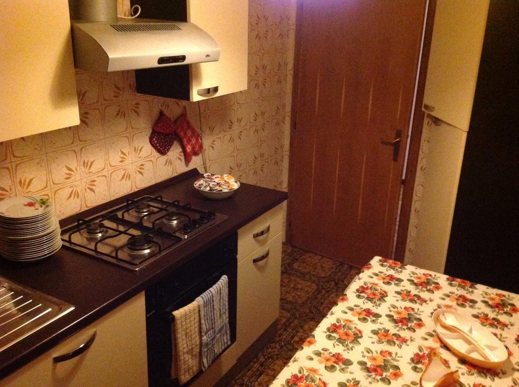 Palazzina Rosa Apartment สปอร์มัคจิโอเร ภายนอก รูปภาพ